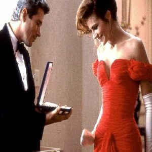 This photo from the ‘Pretty Woman’ blooper reel is not edited. Take a closer look, and you’ll understand why